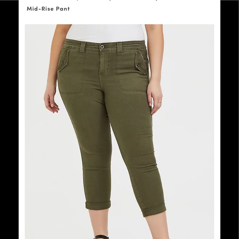 (P15) Torrid Crop Olive Green Aviator Skinny Stretch Twill Mis-Rise Pants